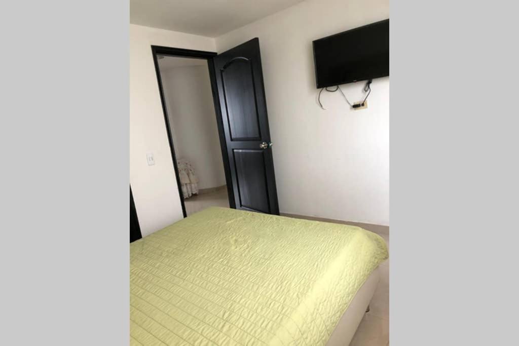 Apartamento amoblado con Excelente ubicación Pereira Exterior foto