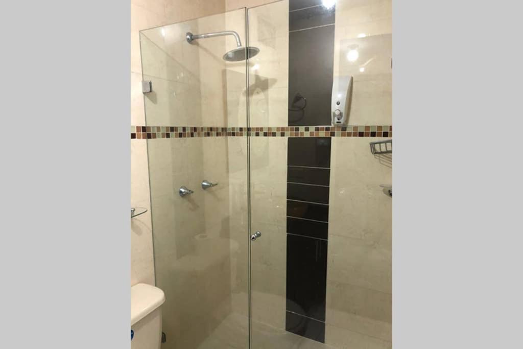 Apartamento amoblado con Excelente ubicación Pereira Exterior foto