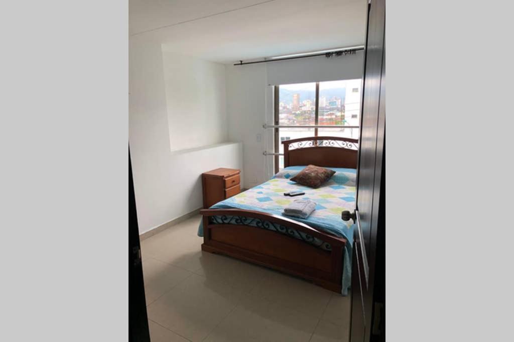 Apartamento amoblado con Excelente ubicación Pereira Exterior foto